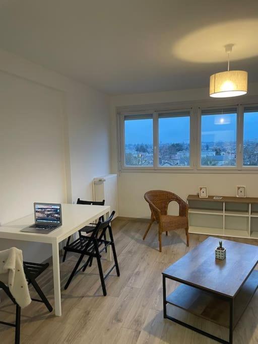 Appartement A Orleans Paisible Exteriör bild